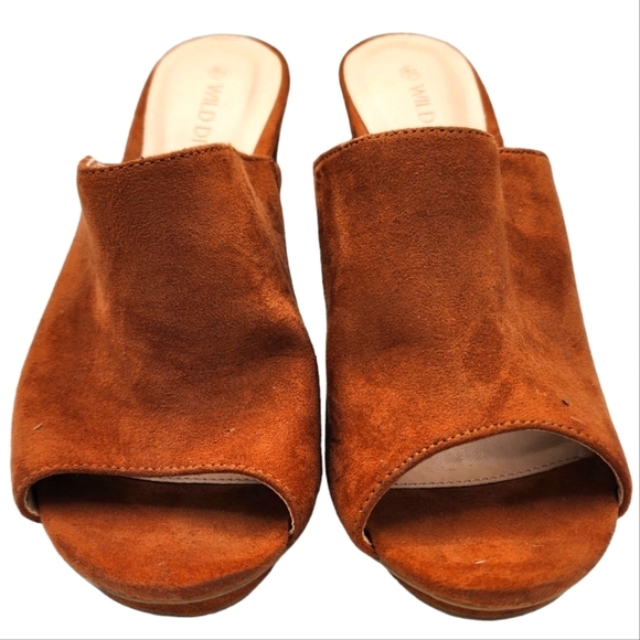 Wild Diva Open Toe 5" Inch Fabric Heels Size 6.5 Brown - Picture 2 of 7